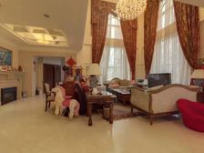 玫瑰园三期 6室3厅 368.32平 地上三层地下一层