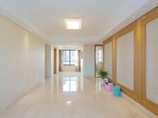 康桥地铁口!精装3房 人车分流 次新品质 带地暖 诚售!