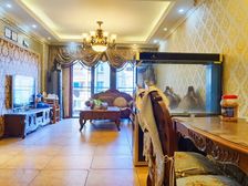 隆鑫天雨方 产权清晰 西南朝向 精装好房 双卫生间 交通便利