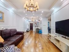 价急售!自住精装!全品牌家电!朝向安静!业主诚心出售!