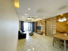 出门光环 轻轨站 菜市 成熟商业 配套非常成熟 香港置地品质