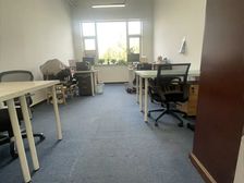 纯写公司直租自用房产 地铁口出来就是75平120平150平