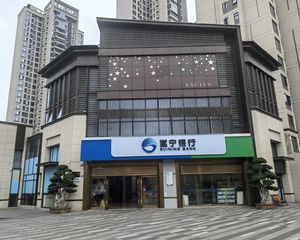 华阳海昌路独栋!年租金57万!十字路口转角独栋!门前带车位!