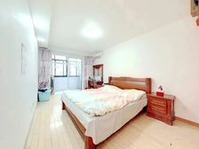 裕德路66弄,新出南北两室,精装修,厨卫全明,近汇师和徐汇中