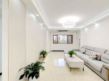 精装拎包入住,诚心出售,随时可看