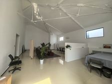 独栋170平酒仙桥东草场地艺术区大开间170平高5米2.8元