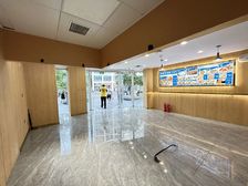 国贸主街旺铺 金角底商 俯瞰中国尊 全业态 餐饮遗留装修