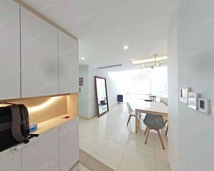 南京西路商圈低单价两房 全南户型诚意出售 闹中取静地段双会所