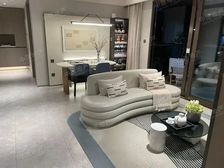 脚踢大平层,拳打小叠加。此盘总价低带精装地暖