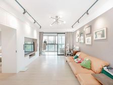 老房东单独委托 三开间朝南南北通透 刚需两居 双卫格局