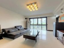 东方汇景苑 中心位置 版式三房 户型方正!下楼六号线地铁口