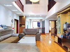 风临洲 洋房顶跃 带花园 使用面积大