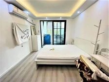 (接受置换一年的客户)中间楼层,一梯两户,价格可谈,随时看房