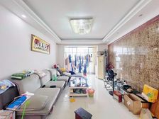 精装3房,中上楼层视野好,南北通透,诚心出售,新创理想城