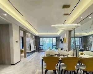 顺义地铁旁,特惠阳光平墅 大面宽精装交付 全景超大落地窗