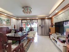 东骏豪苑东南向4房 中间楼层 看一线湖景 满五年诚心卖