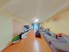 电梯房,主卧朝南,交通便利,环境优美