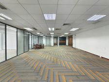 富力盈隆广场 高层电梯口 1064m2 自用皆宜