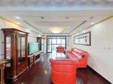 双卫 出行方便 南北通透 商品住宅 商业配套成熟 电梯房