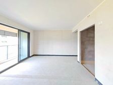 龙湖 万达商圈轻轨旁 带西附指一标 次新小区 朝中庭安静