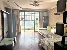 房东处置财产, 卖,高区大两房,大客厅户型方正采光充足