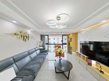 新 飞机户型大三房 精装全屋定制 业主置换诚心