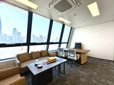 金融城 天际广场 租金6字头 全新装修 拎包入驻