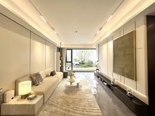 央企中建 交付标准高 天华加麓山国际