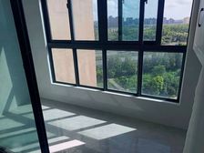 新出中环!17年次新小区!精装南北通三房!带固定车位!有钥匙