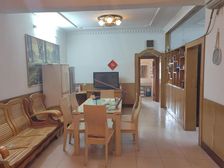 ba鼠只表在 正规三房 带外阳台 拎包入住