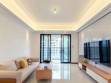 凤凰中 群贤小 珠光里程 4室2厅 127.28平 南北双阳