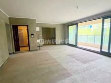 140平 电梯房 朝向西 融创九棠府 4室 看房方便 有钥匙