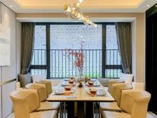 保利锦绣公馆 诚心出售 价格可谈 送家私家电送车位包税 东南