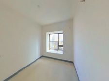 吾悦 (东区) 3 室 2 卫 交通便捷 中间楼层 有钥匙