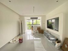 新上笋盘,已买诚售,中心位置,看房方便,可议价空间大,有钥匙