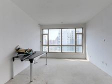 三居室 高楼层非顶楼 采光无遮挡 有车位可谈