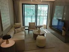 地铁口一站松山湖二站南城西平出门即是城轨站 金地保利领峯