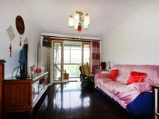 得房率100%,南北通2房,精装修,老业主诚售,位置安静!