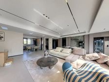 荷澜庭三期大平层急卖,全新装修,急卖的有钥匙随时可以看