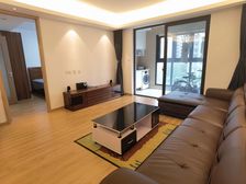 次新房,临河景观洋房,129平4房3卫,精装修,拎包入住