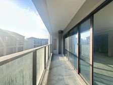 轻轨洋房(来电少20颗)龙湖天街大悦城楼下丶大横厅