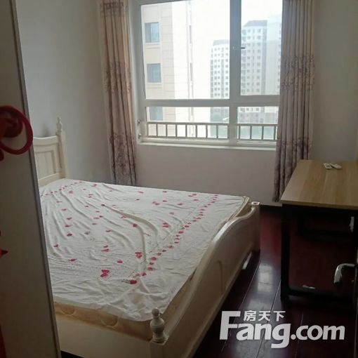  �������Ҿ�װ1,��Ѻһ���� 