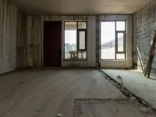 联排别墅,带独立车库,前后大院160平,风景优美