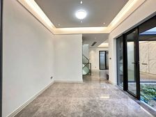 万科首铸翡翠东望别墅 4室2厅3卫 精装修 随时可以看房