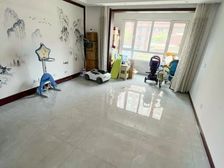 白鹭湾,九中三室两厅两卫,南北通透户型