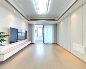 和悦新宸 3室2厅1卫 精装修 65万元 89.23平米