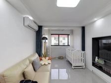 精装两房 已改 诚售 总价低 地铁0距离 看房方便