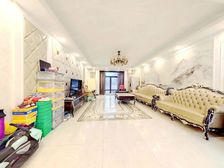 领秀城洋房,南北两个院子各100多平,精装有名,额