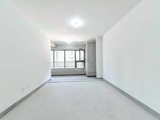 绿城春来晓园 南向采光好 停车方便 商品房 次新房 带电梯