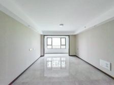 雪山 万科城 精装修四室小高层 好楼层采光好 电联